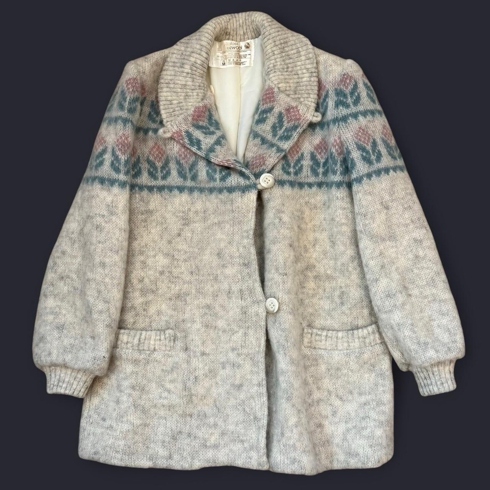 Vintage Alafoss of Iceland Icewool Sweater Floral Knitted Womens Medium Coat VTG